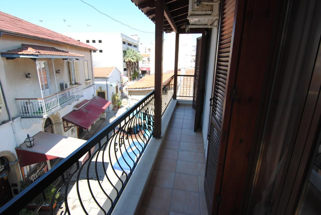La C Mer Larnaca Exterior foto
