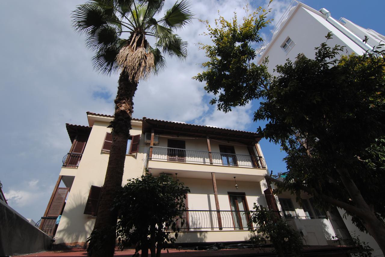La C Mer Larnaca Exterior foto